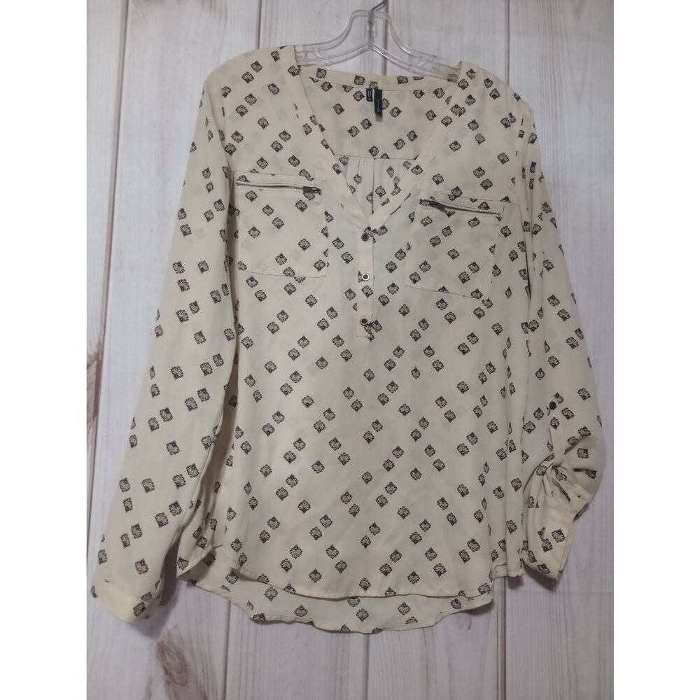 Maurices Shirt Ladies‎ Medium Ivory Semi Sheer Lightweight Office